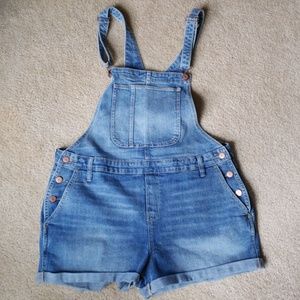 Old Navy Jean short overalls